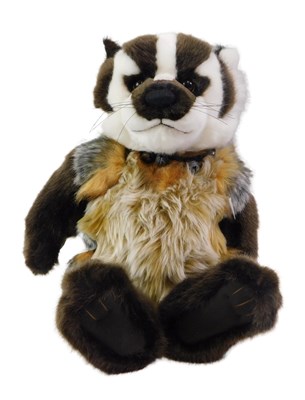 Lot 208 - Charlie Bears Gordon Badger, CB141470, 43cm high.
