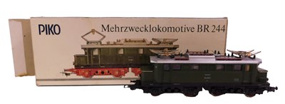 Lot 253 - A Piko HO gauge electric locomotive BR244 in...