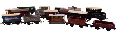 Lot 257 - Hornby Tri-ang and other rolling stock,...
