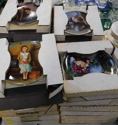 Lot 2030 - A quantity of collector's plates.