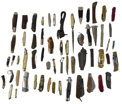 Lot 376 - Various penknives, to include horn handled,...