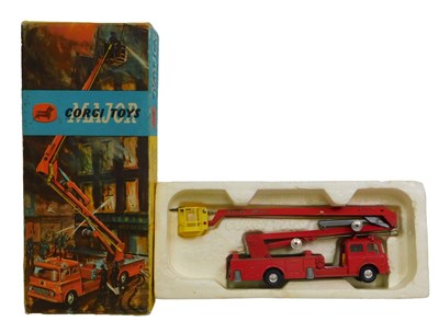Lot 338 - A Corgi Toys diecast fire engine, 1127, boxed.