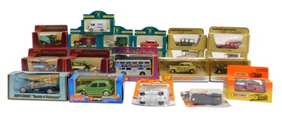 Lot 487 - A group of diecast vehicles, to include Lledo...