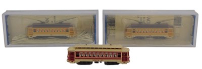Lot 291 - Bachmann N gauge trolley cars, including 61098...