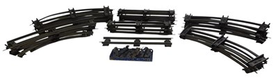 Lot 327 - A quantity of Hornby O gauge tinplate...