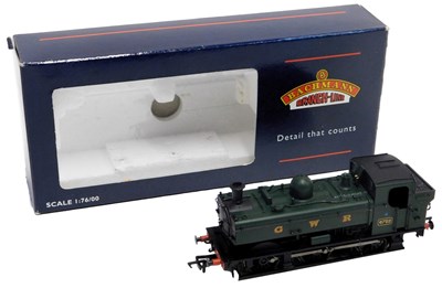 Lot 366 - A Bachmann Branchline OO gauge pannier tank...