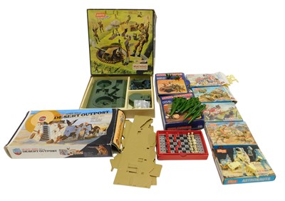 Lot 646 - A group of model kits, comprising an Airfix...