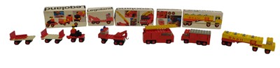 Lot 653 - A group of Lego, comprising set No.602, 621,...