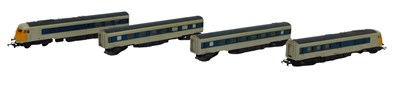 Lot 607 - A Tri-ang OO gauge blue Pullmans, including...