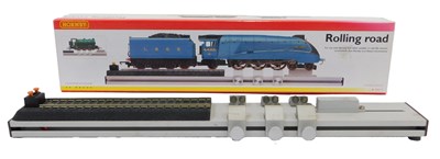 Lot 609 - A Hornby OO gauge rolling road, R8211, boxed.