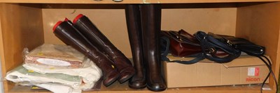 Lot 2008 - A quantity of lady's handbags, boots and...