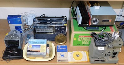 Lot 2096 - A Hanimex Hanomat 1000 slide projector,...
