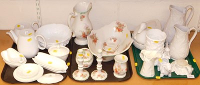 Lot 2100 - A quantity of decorative ceramics, including...