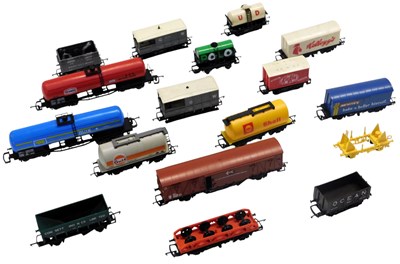 Lot 760 - Hornby Lima and other OO gauge rolling stock,...