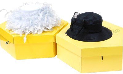 Lot 227 - A Headways Coterie grey lady's dress hat,...