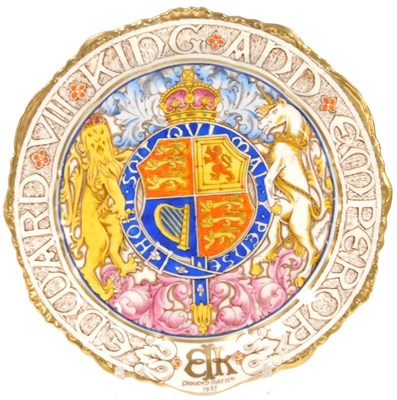 Lot 324 - A Paragon porcelain commemorative plate, for...