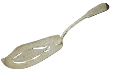 Lot 123 - An early 19thC silver fiddle pattern fish...