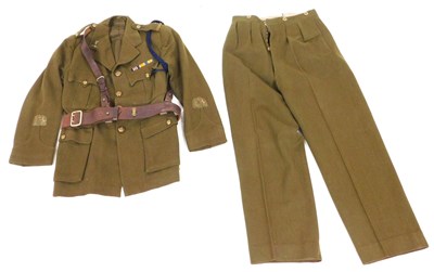 Lot 329 - A WWI British Army No.1 khaki officer's dress...