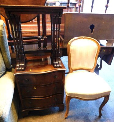Lot 1126 - A 20thC mahogany serpentine fronted chest,...