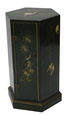 Lot 386 - A green and gilt Japanned hexagonal pedestal...