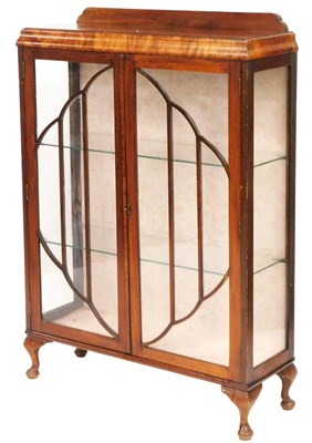 Lot 504 - An early 20thC mahogany and walnut display...