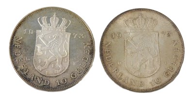 Lot 1239 - Two Dutch 1973 ten guilder white metal coins.