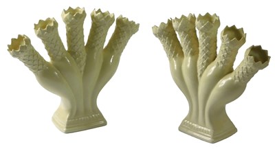 Lot 287 - A pair of Wedgwood creamware Williamsburg...