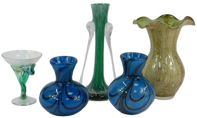 Lot 115 - A group of decorative glassware, to include...