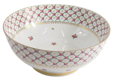 Lot 1104 - A late 19thC porcelain bowl, decorated with a...