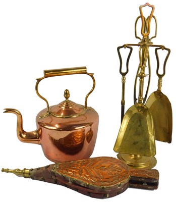 Lot 169 - A Victorian copper kettle, with a brass handle,...