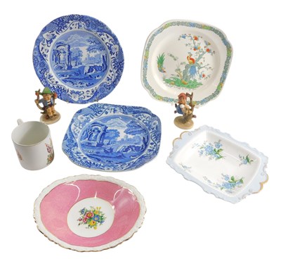 Lot 1150 - Miscellaneous ceramics, to include two Hummel...