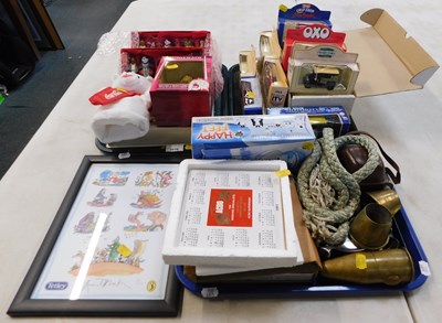 Lot 2016 - Sundry items, including Trench Art, small hip...