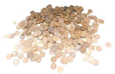 Lot 1286 - A large quantity of copper and brass coins, to...