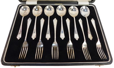 Lot 20 - A set of six Elizabeth II silver soup spoons...