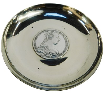 Lot 260 - A white metal trinket dish, inset with a Maria...
