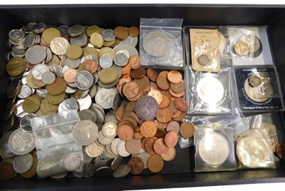 Lot 384 - A group of commemorative crowns, decimal and...