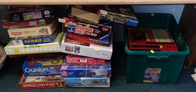 Lot 3035 - Various puzzles, to include Waddingtons, Jumbo,...