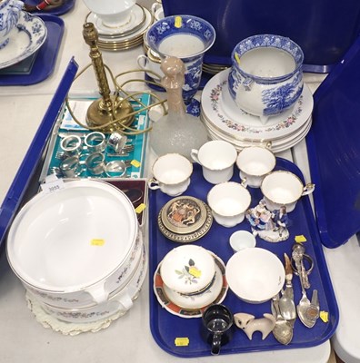 Lot 3055 - General household effects, to include a...