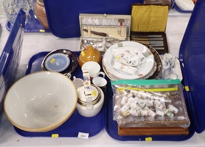 Lot 3061 - General household effects, to include...