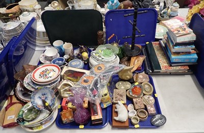 Lot 3090 - General household effects, to include a...