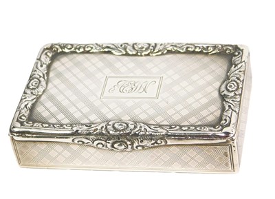 Lot 169 - An Edward VII rectangular silver snuff box,...