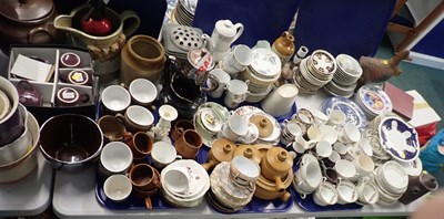 Lot 3172 - Various part tea and dinner wares, a Grand...