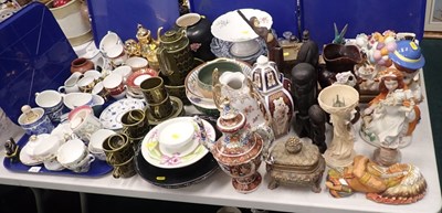 Lot 3174 - General household effects, to include part...