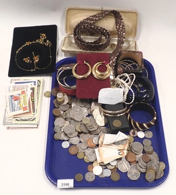 Lot 3180 - Costume jewellery, to include bangles,...
