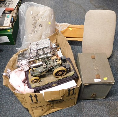 Lot 2057 - A box of model vehicles, a file store box, and...