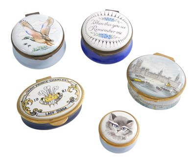Lot 584 - A small collection of five enamel boxes, to...