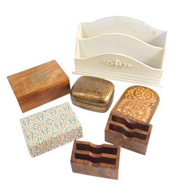Lot 835 - Miscellaneous wooden items, to include pair of...