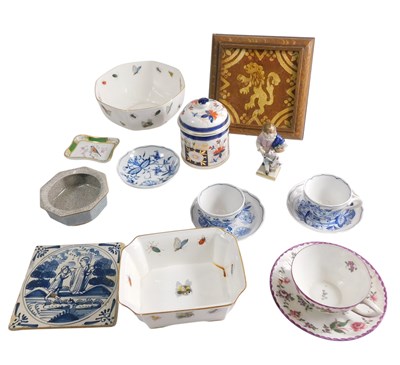 Lot 761 - Miscellaneous Continental pottery and...