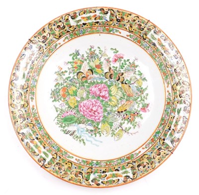 Lot 16 - An early 20thC Chinese famille rose porcelain...