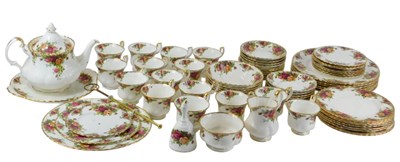 Lot 522 - A Royal Albert porcelain Old Country Roses...